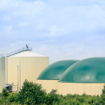 Biogás de aterros: como a Versa Engenharia Ambiental transforma resíduos em energia limpa e renovável.